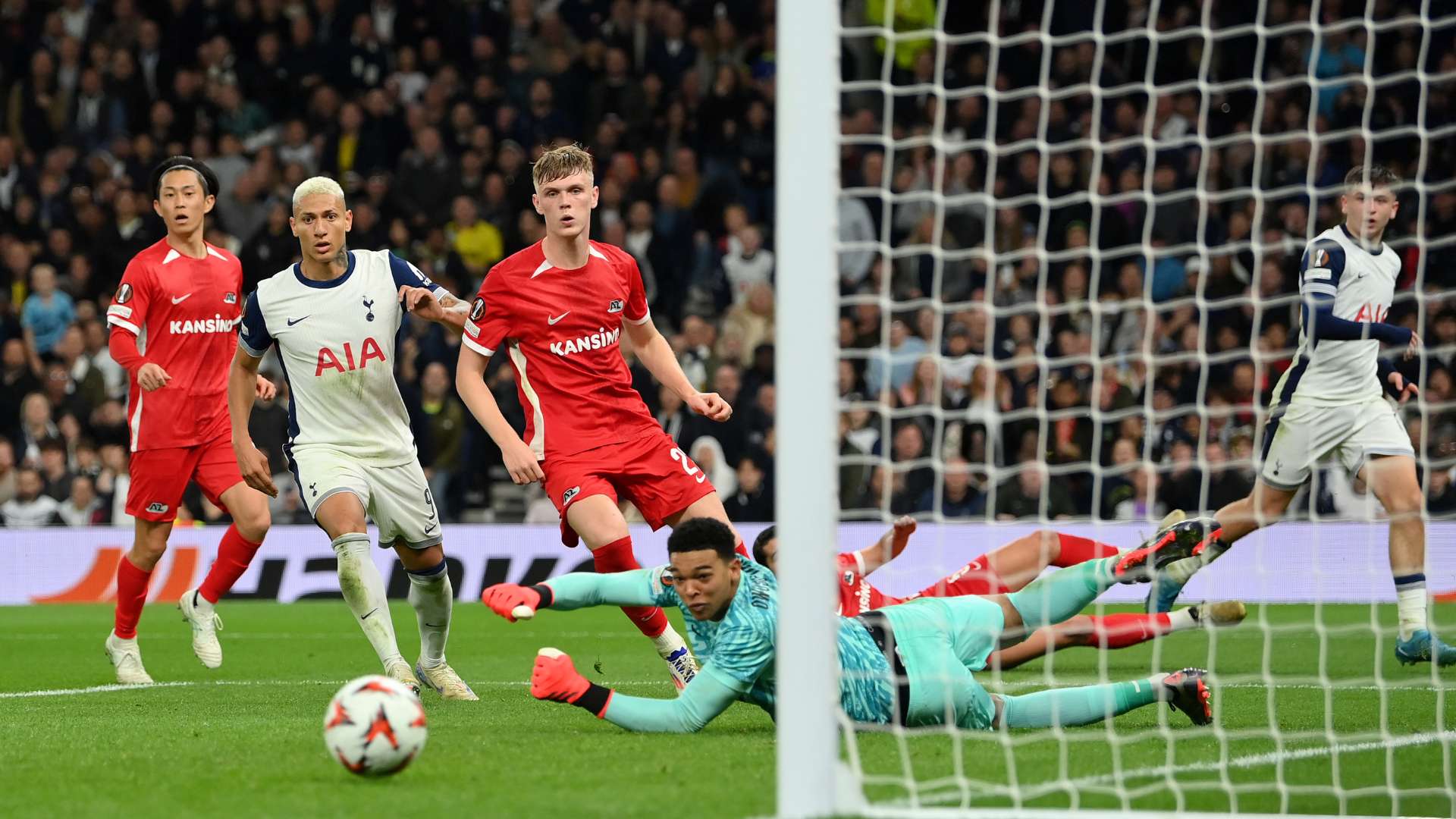 無梅羅2008年來金球得主：哈維、小白、內馬爾兩次獲得！.