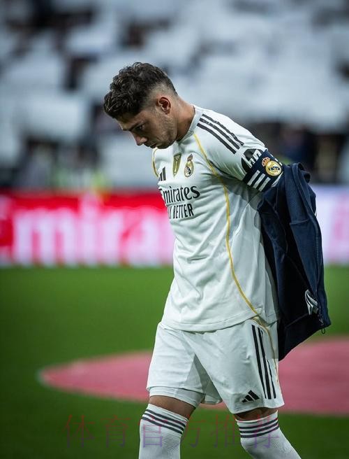 马卡：安帅遇到重大比赛会让巴尔韦德踢右后卫